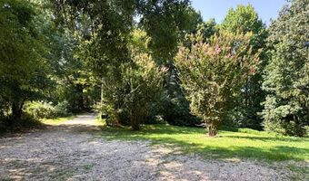 200 Watts Ln, Big Sandy, TN 38221