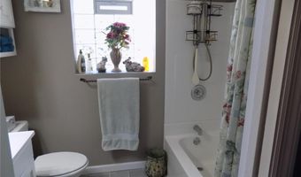 111 E Maple St, Arcadia, MO 63621