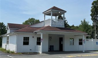 2 Milton Ln, Coventry, RI 02816