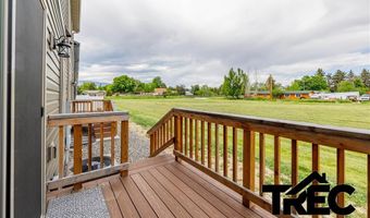 2855 Legacy Ln, Cody, WY 82414