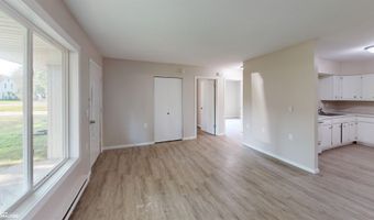 100 E 1St Ave, Arthur, IA 51431