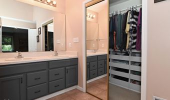 541 Yorktown Ln, Avon, IN 46123
