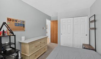 9191 Villaridge Ct, Affton, MO 63123