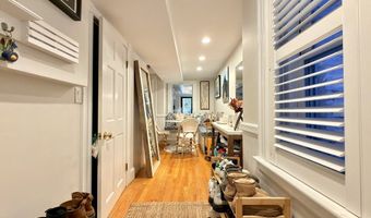41 Pickney St B, Boston, MA 02114