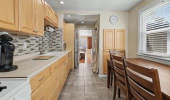 33 Mill Creek Rd, Bayville, NJ 08721