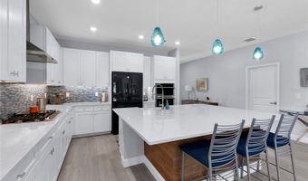 5344 WISHING ARCH Dr, Apollo Beach, FL 33572