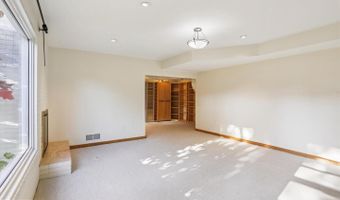 4510 GRETNA St, Bethesda, MD 20814