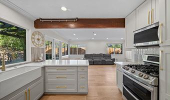 30729 Lakefront Dr, Agoura Hills, CA 91301