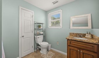 38 County St, Blackstone, MA 01504