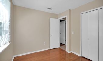 648 W OLIVER St, Baldwin, FL 32234