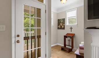 933 Sandringham Dr 933, Alpharetta, GA 30004