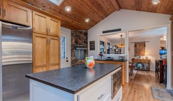 355 Granite St, Ashland, OR 97520