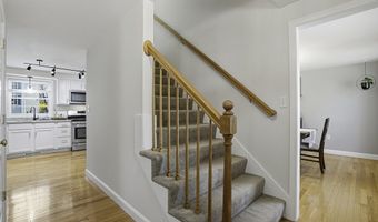 41 Nile St 41, Billerica, MA 01821