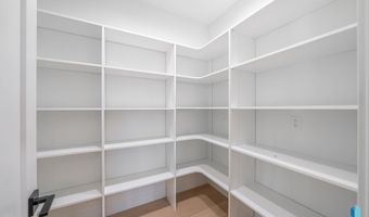 1517 W Autumn Cir, Brandon, SD 57005