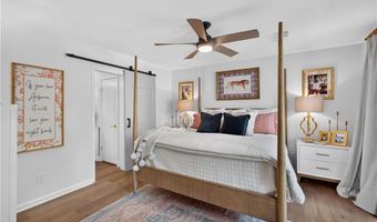819 E UNIVERSITY Dr, Auburn, AL 36830