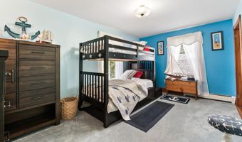 49 Western Ave, Bath, ME 04530