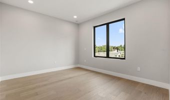 1326 W NEW HAMPSHIRE St, Orlando, FL 32804