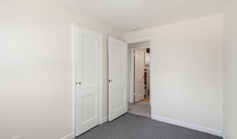 18-20 Genetti Cir, Bedford, MA 01730