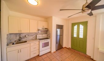 148 HOOMOKU St, Kahului, HI 96732