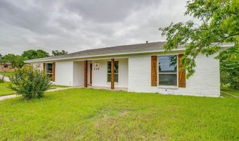 220 Rolling Hills Dr, Aledo, TX 76008
