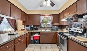 1126 E Laurel Dr, Casa Grande, AZ 85122