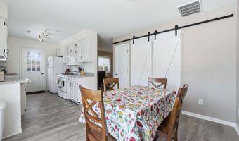 703 Westview Dr, Angola, IN 46703