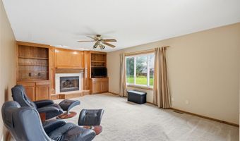 1209 8th Ave SE, Altoona, IA 50009