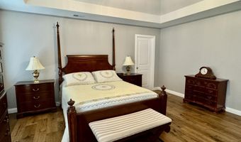 303 Oak Grove Dr, Bardstown, KY 40004