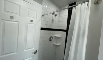 802 E ELM St, Conshohocken, PA 19428