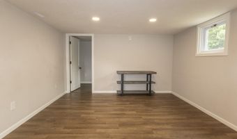 703 Johnson Ave, Ava, MO 65608