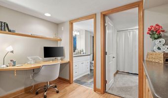3732 Quebec Ave S, St. Louis Park, MN 55426