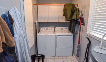 1579 Van Buren Rd, Barnesville, GA 30204