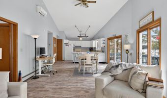 87 Maple Ridge Dr, Monmouth, ME 04259