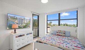 1000 W Island Blvd 504, Aventura, FL 33160