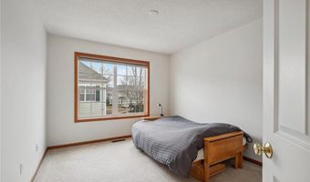 15406 Founders Ln 905, Apple Valley, MN 55124