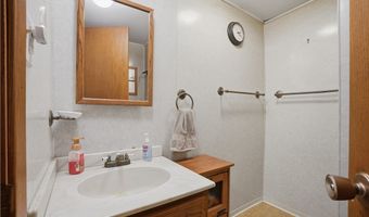 1186 Plymouth Rd, Ashtabula, OH 44004