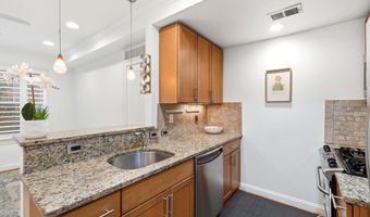 739 NEWTON Pl NW 202, Washington, DC 20010