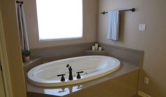 1405 S Lincoln Ave, Artesia, NM 88210