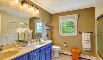 96 Windsong Rd, Cumberland, RI 02864
