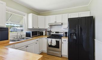 301 Pecan Dr, Calhoun Falls, SC 29628