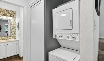 10295 SW Trapper Ter Bld#7, Beaverton, OR 97008