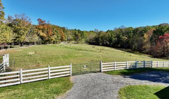 5557 Flat Mountain Rd, Alderson, WV 24910