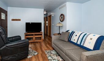 111 Sandburg Ct, Ames, IA 50014