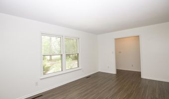 901 Glendale Dr, Aberdeen, NC 28315