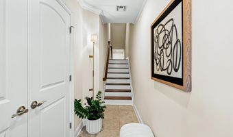 47 White Oak Ln, Aberdeen, NJ 07747