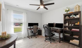 477 LAKE VISTA Dr, Auburndale, FL 33823
