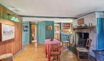 2473 Mt Hope Rd, Dodgeville, WI 53533