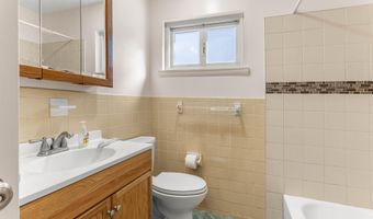 15945 Horger Ave, Allen Park, MI 48101