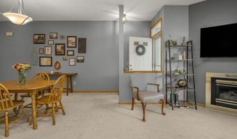 15634 Garnet Way 21, Apple Valley, MN 55124