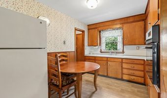 31 Jeanette Rd, Danbury, CT 06811
